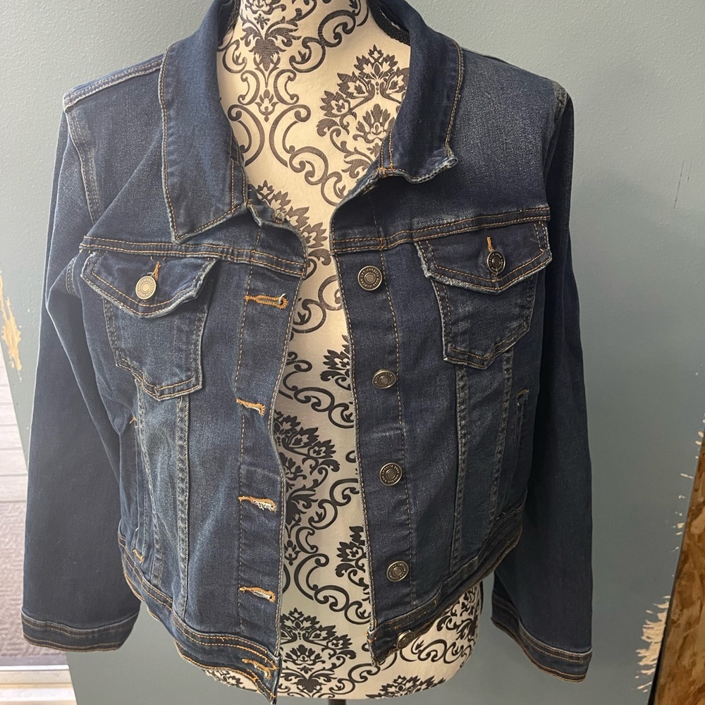 Kan can Jean jacket large